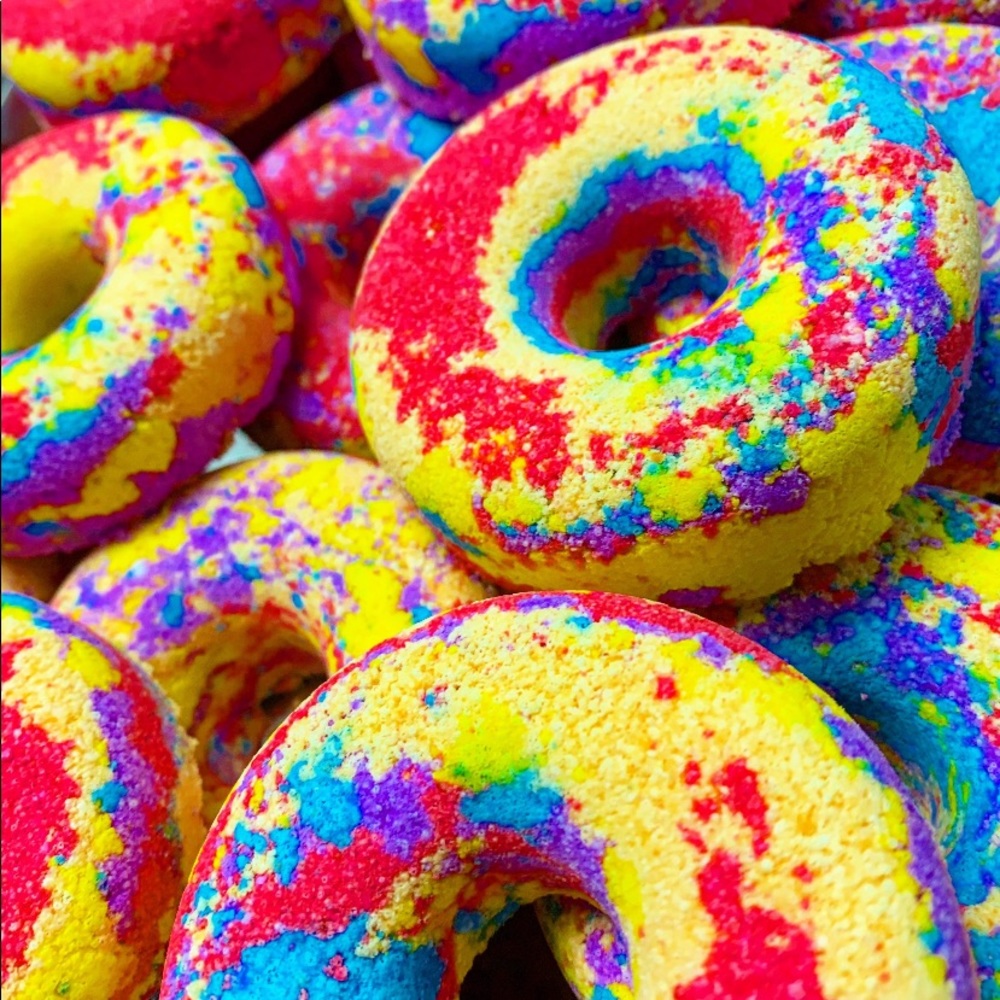Rainbow donut bath bomb